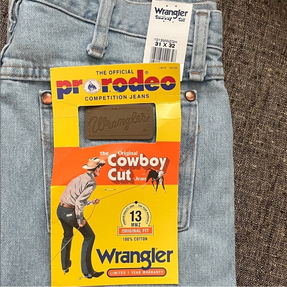 Wrangler Men's Cowboy Cut Light Blue Jeans - Picture 2 of 3